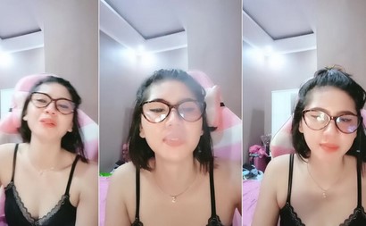 Kecantikan Tante Chacha Ebot Habis Mandi