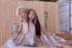 Rayakan Valentine Sekaligus Ngentot di Villa